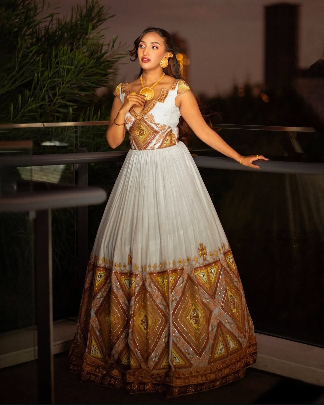 ROZA MODERN ETHIOPIAN WEDDING DRESS | ELEGANT HABESHA WEDDING DRESS | VIBRANT HABESHA KEMIS