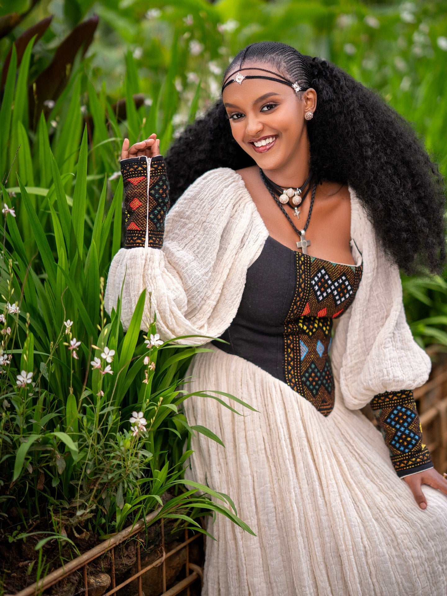 DINKINESH BEAUTIFUL TRADITIONAL ETHIOPIAN CLOTHING | CLASSIC HABESHA DRESS | TIMELESS HABESHA KEMIS