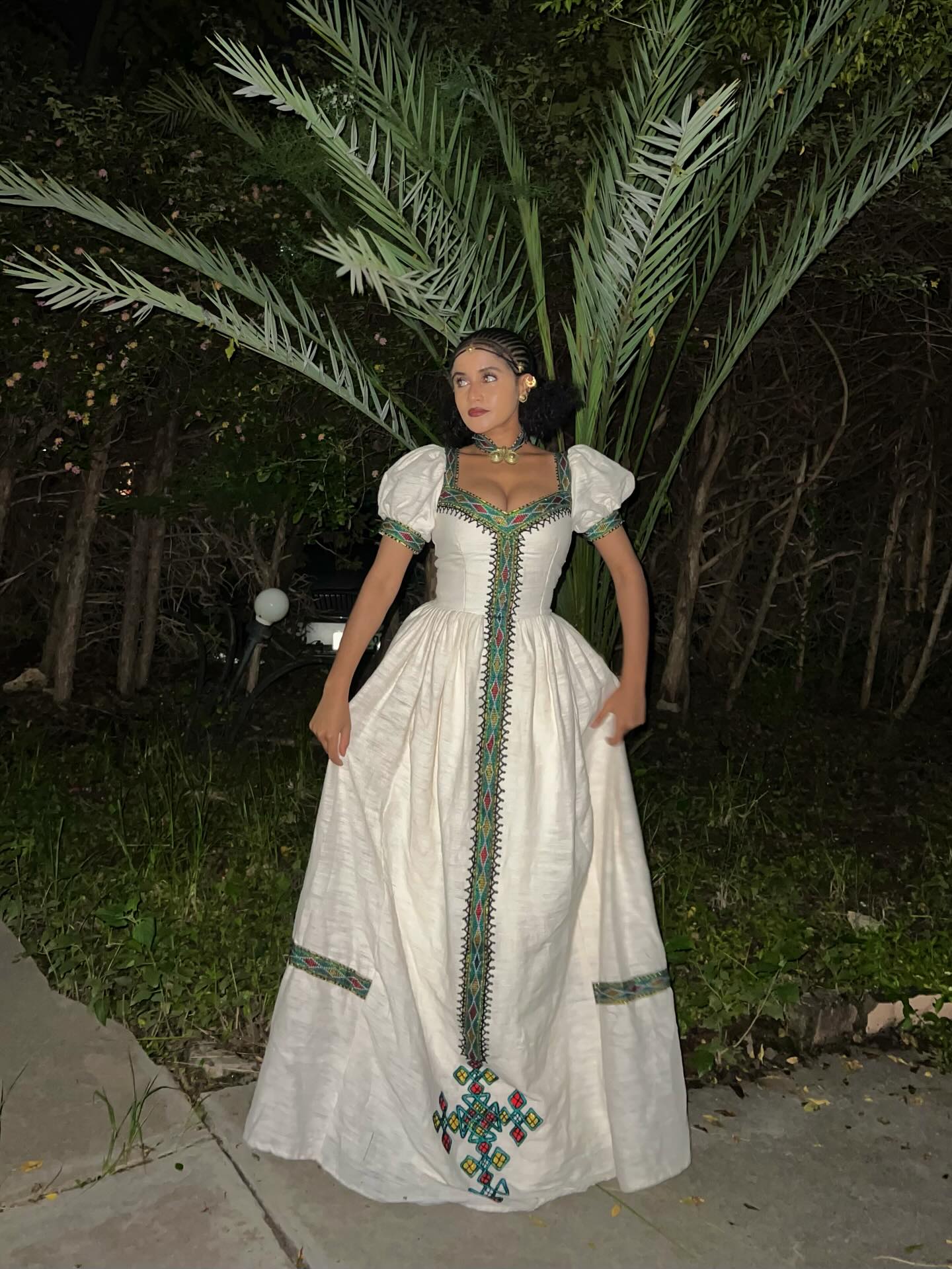 ELEGANT ETHIOPIAN TRADITIONAL DRESS WITH COLORFUL CROSS EMBROIDERY