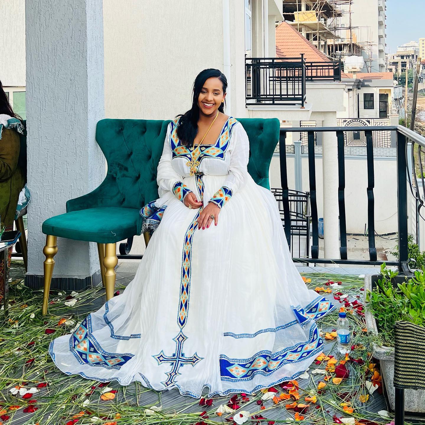 ETHIOPIAN CLOTHING – TRADITIONAL HABESHA DRESS WITH ERITREAN INFLUENCE