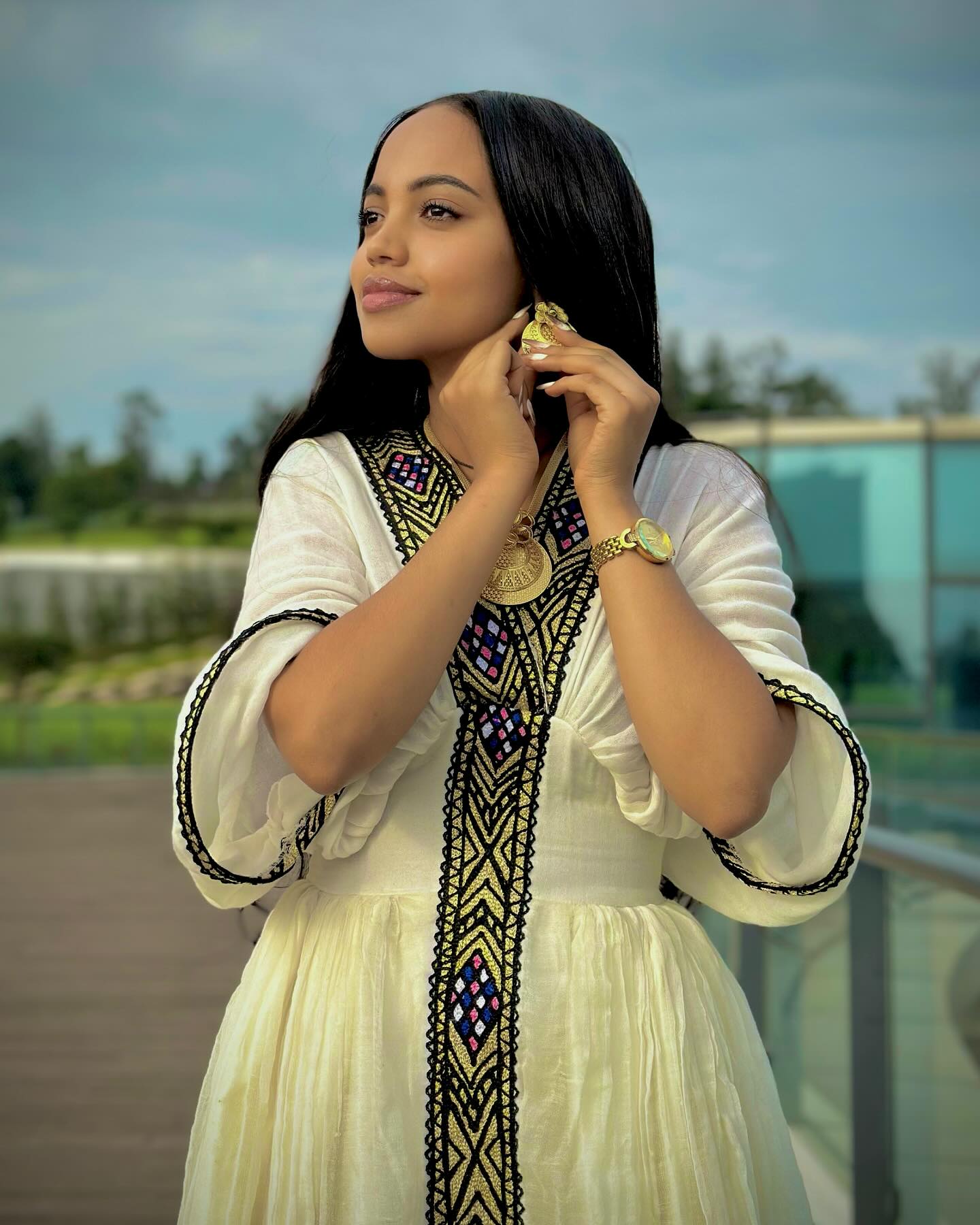 SIWEDSH BEAUTIFUL HABESHA KEMIS | ETHIOPIAN AND ERITREAN DRESS | VIBRANT HABESHA DRESS