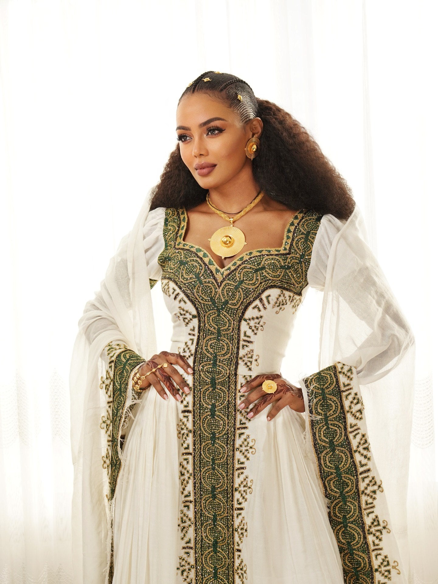 CULTURAL ELEGANCE | GOLD ACCENTED TEXTILE ART | TRADITIONAL EMBROIDERY STYLE