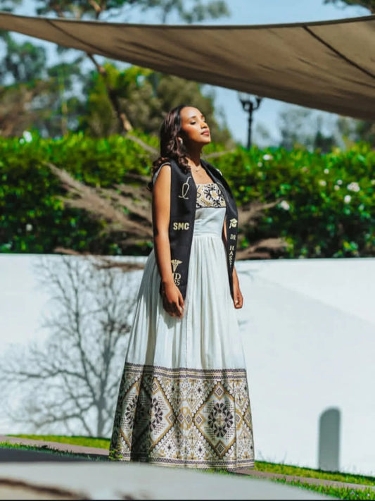  TRADITIONAL ETHIOPIAN DRESS WITH DISTINCTIVE CULTURAL WEAVING