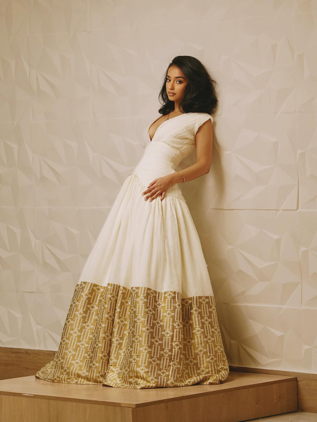 ELEGANT ERITREAN ETHIOPIAN CULTURAL DRESS DESIGN