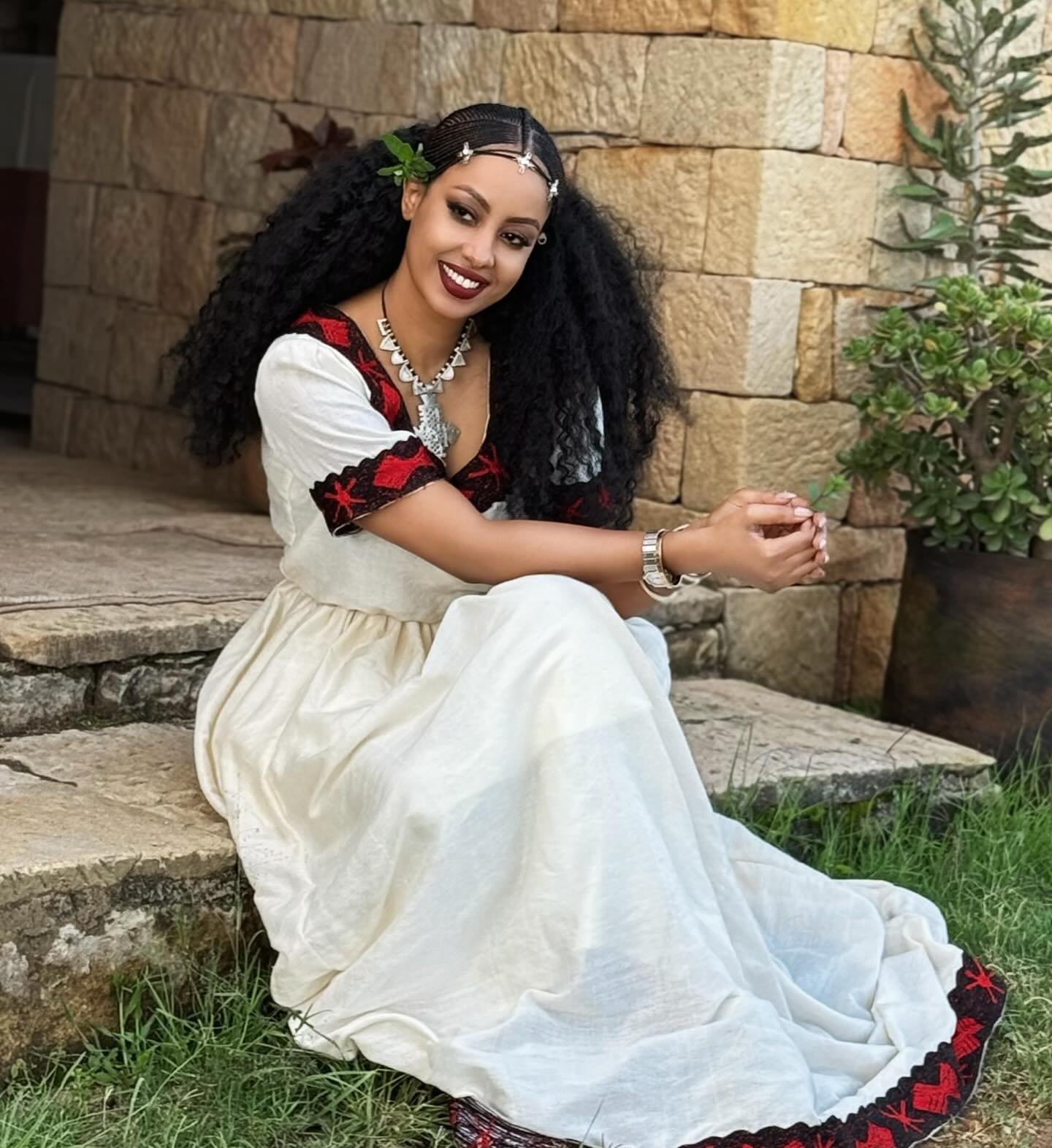SENI RED AND BLACK PATTERN HABESHA DRESS | SHORT SLEEVE HABESHA KEMIS | ETHIOPIAN DRESS