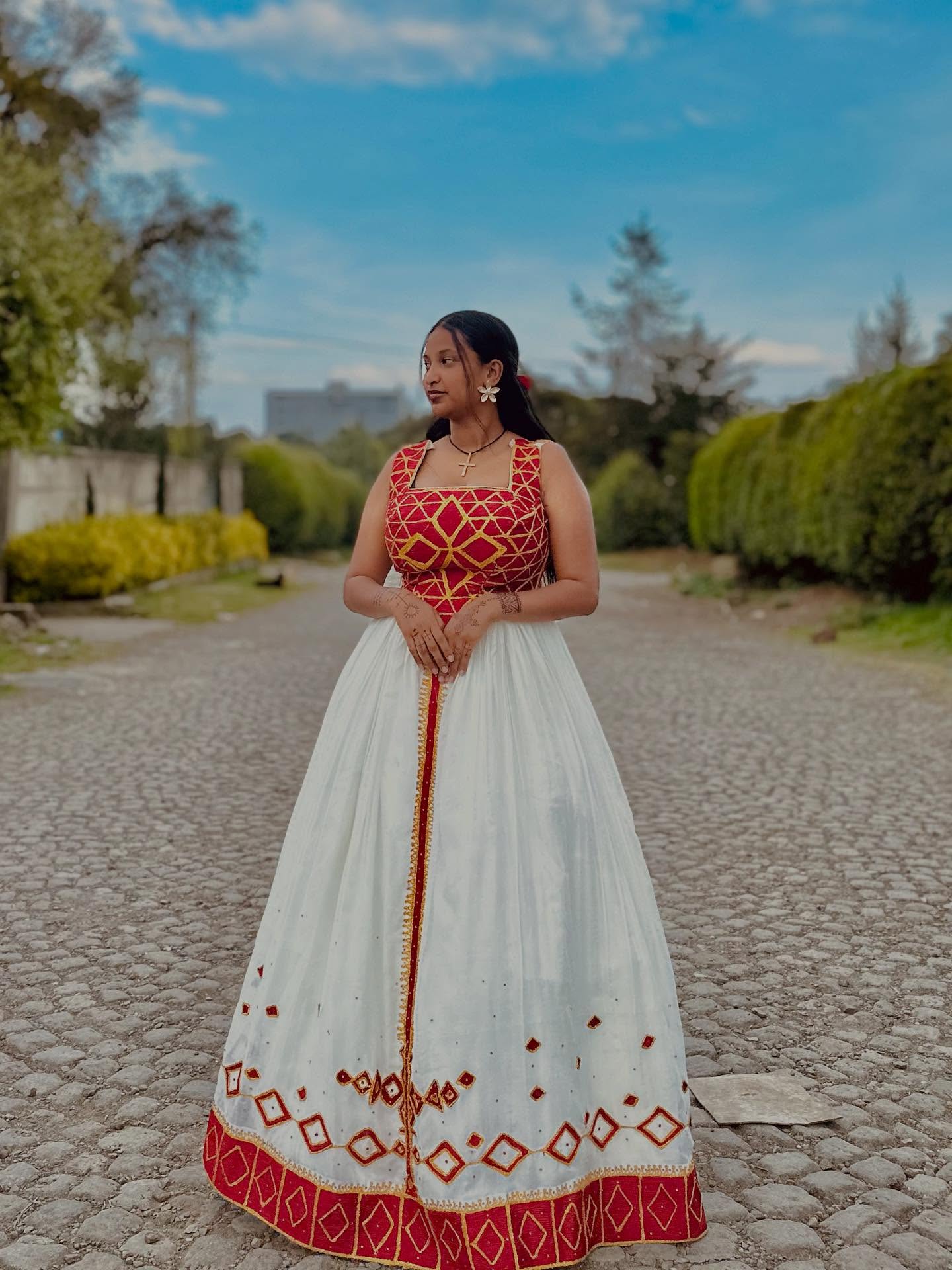 TRADITIONAL ETHIOPIAN WEDDING DRESS | VIBRANT EMBROIDERY HABESHA DRESS | HABESHA KEMIS FOR WEDDING