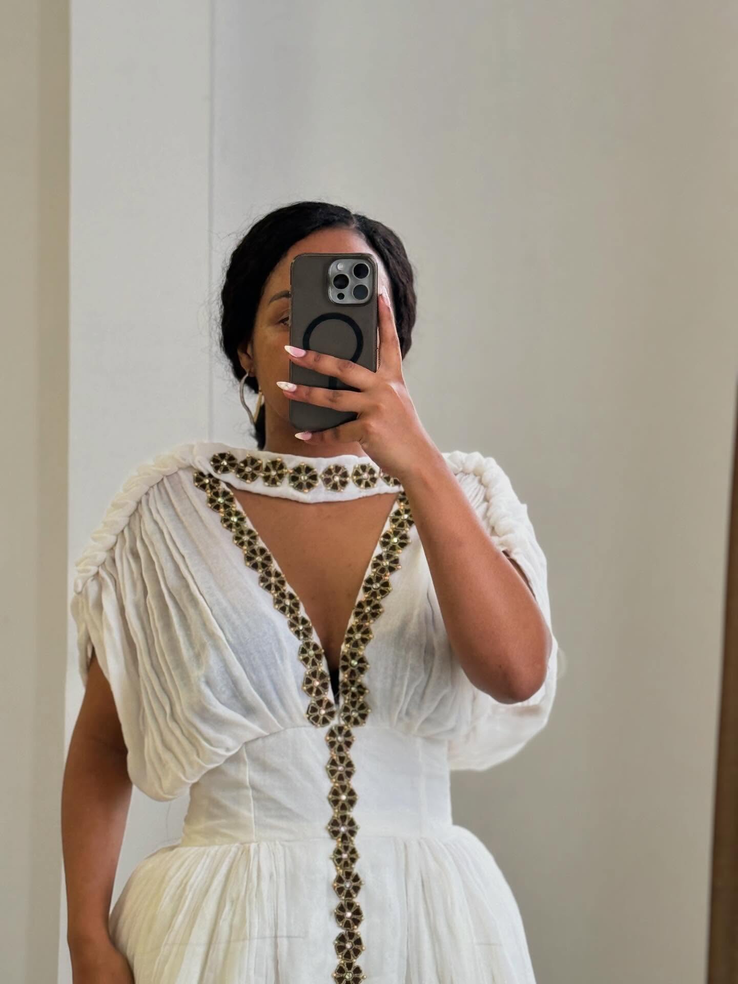 MERI MINIMALIST ETHIOPIAN DRESS | MODERN HABESHA KEMIS IN WHITE | SIMPLE HABESHA DRESS
