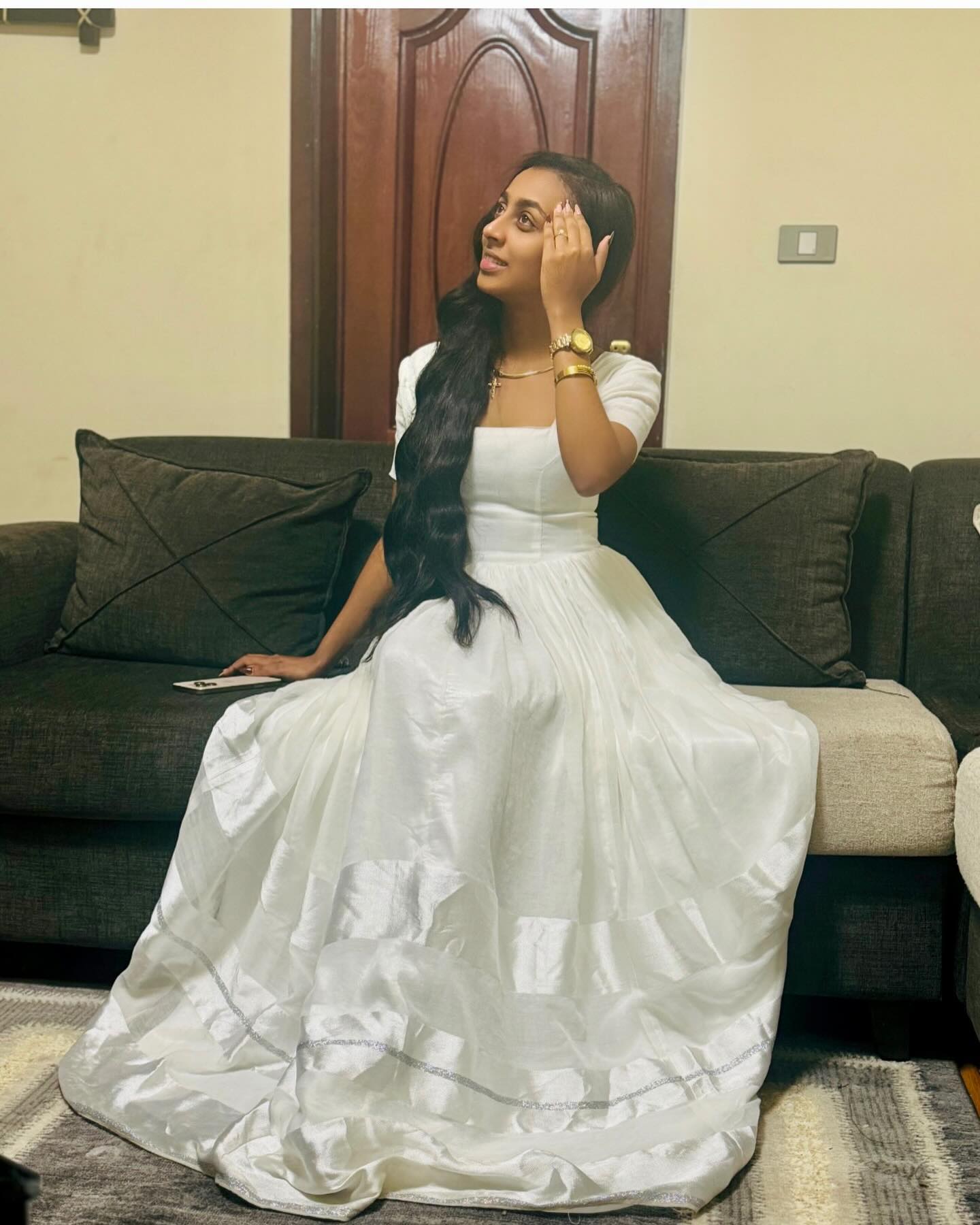 AUTHENTIC HANDWOVEN BEAUTY WITH MODERN CULTURAL DETAILING