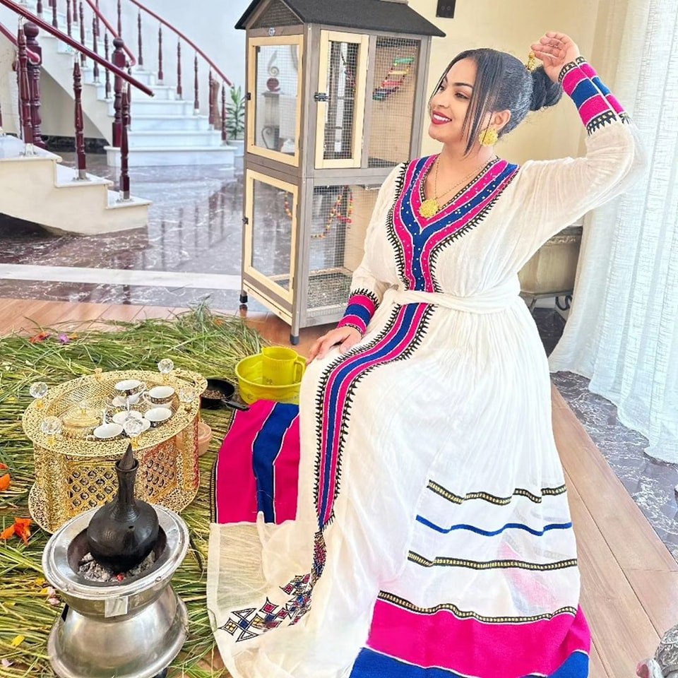 TRADITIONAL EAST AFRICAN CULTURAL FASHION COLLECTION