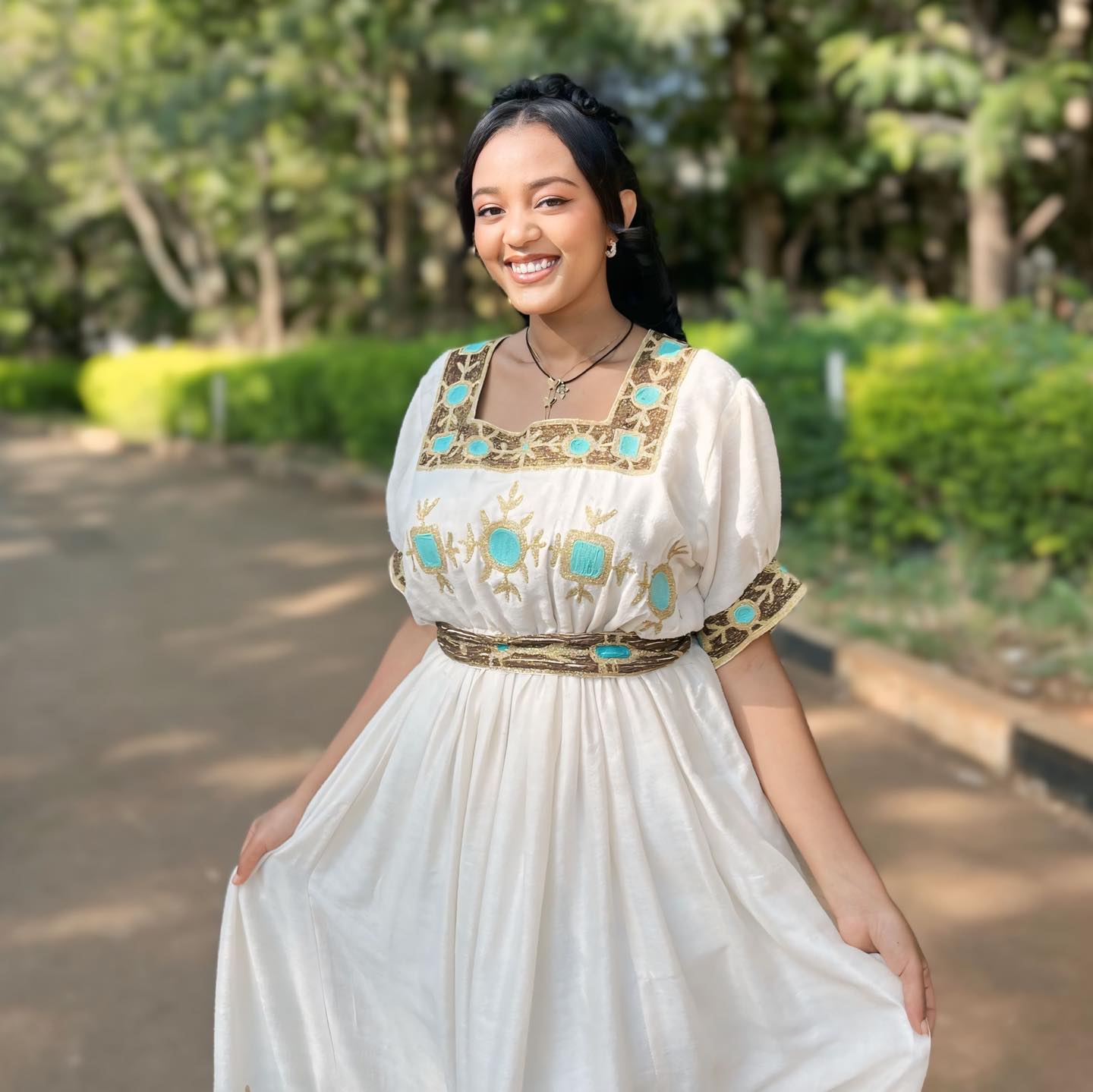 METI SHORT SLEEVE HABESHA KEMIS | CLASSIC STYLE ETHIOPIAN TRADITIONAL DRESS | FESTIVE HABESHA DRESS