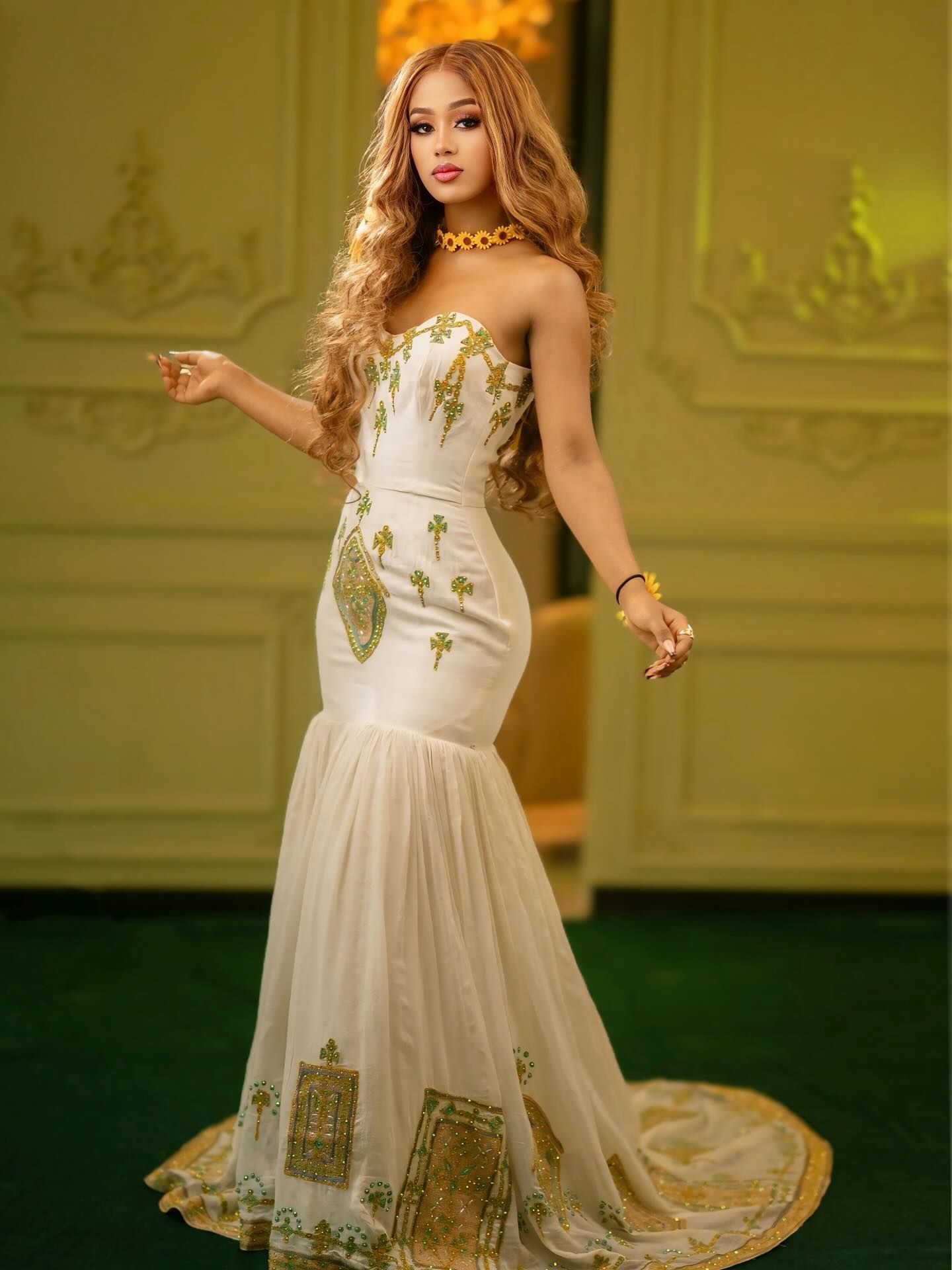 ENYE WHITE & GOLD MERMAID STYLE HABESHA DRESS | HABESHA KEMIS DESIGN | ETHIOPIAN CLOTHING FOR CULTURAL EVENTS
