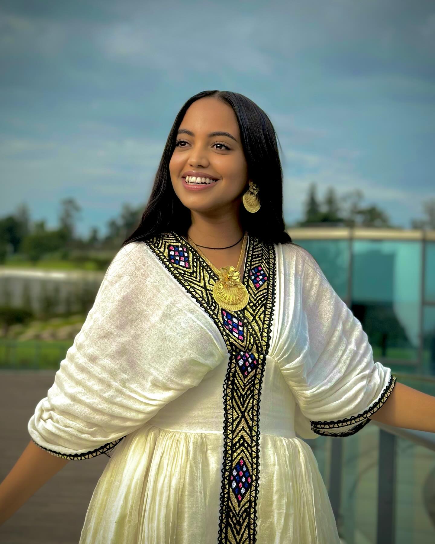 SIWEDSH BEAUTIFUL HABESHA KEMIS | ETHIOPIAN AND ERITREAN DRESS | VIBRANT HABESHA DRESS
