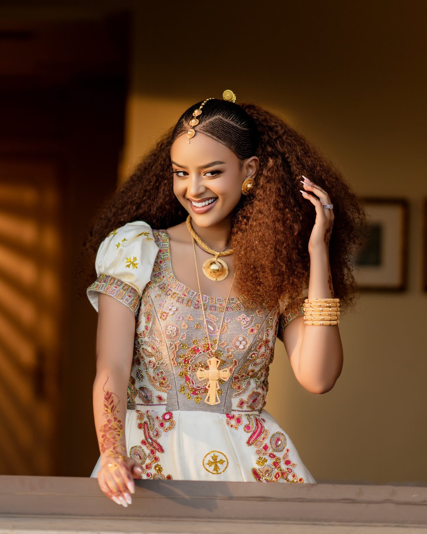 BEAUTIFUL SHORT SLEEVE GOLDEN EMBROIDERY HABESHA DRESS AUTHENTIC ETHIOPIAN CLOTHING 