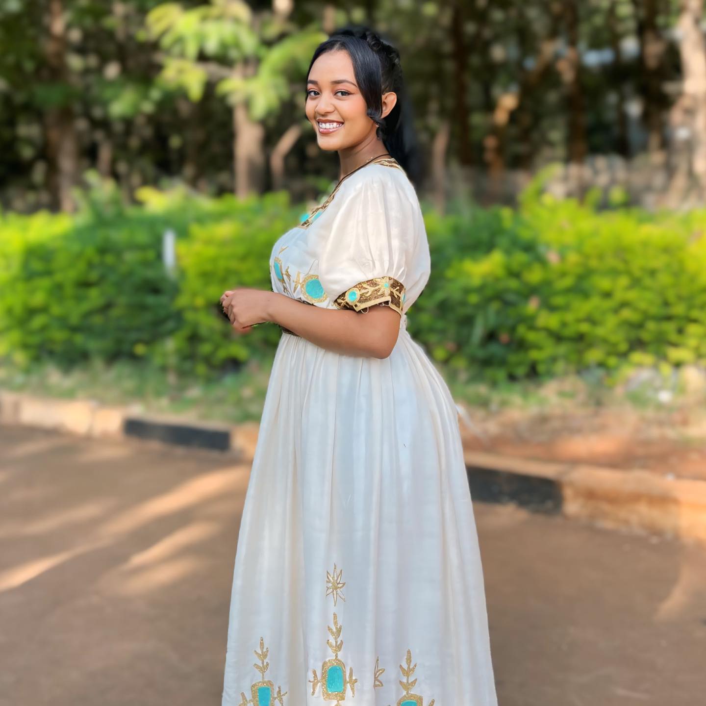 METI SHORT SLEEVE HABESHA KEMIS | CLASSIC STYLE ETHIOPIAN TRADITIONAL DRESS | FESTIVE HABESHA DRESS