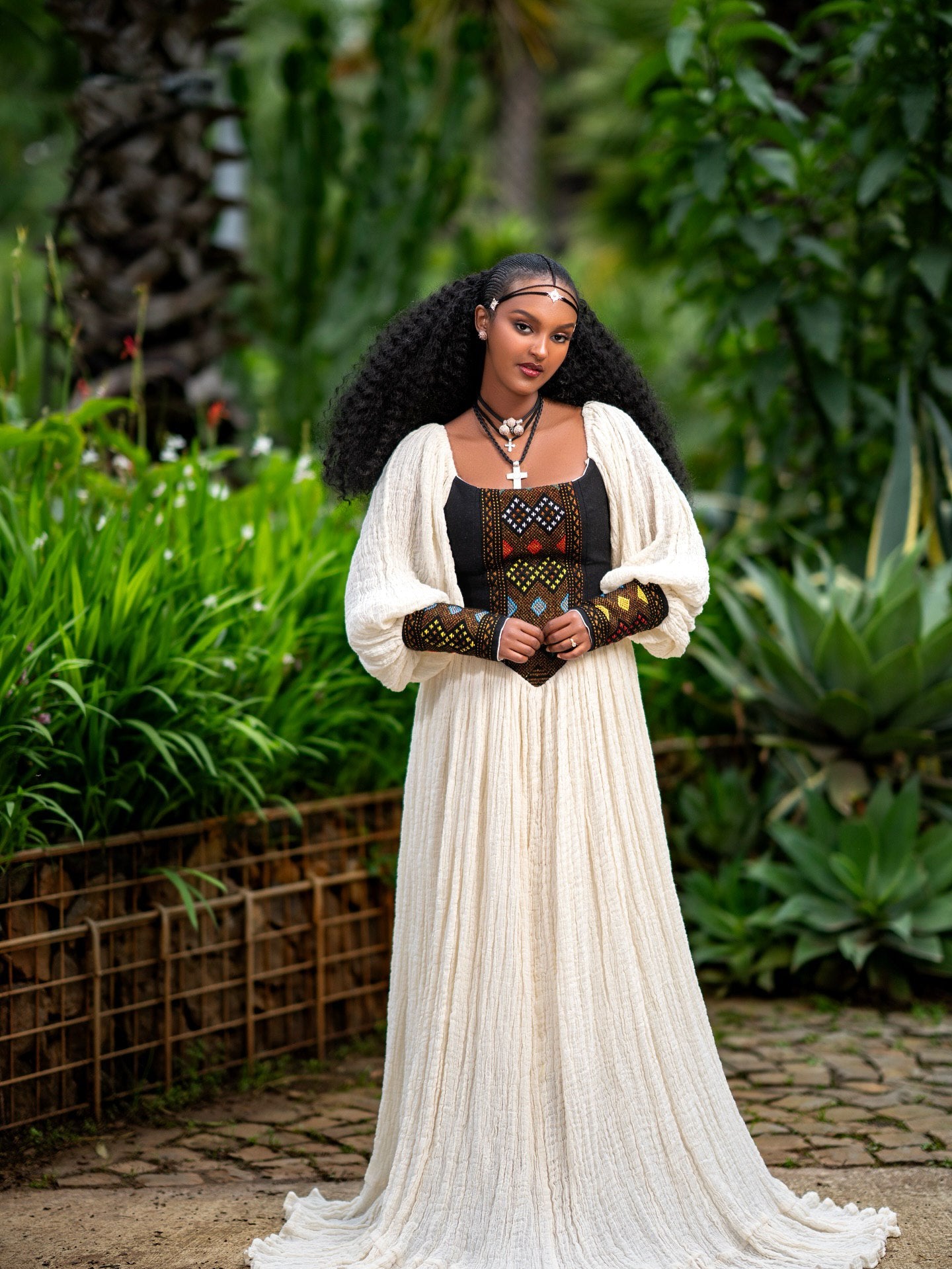 DINKINESH BEAUTIFUL TRADITIONAL ETHIOPIAN CLOTHING | CLASSIC HABESHA DRESS | TIMELESS HABESHA KEMIS