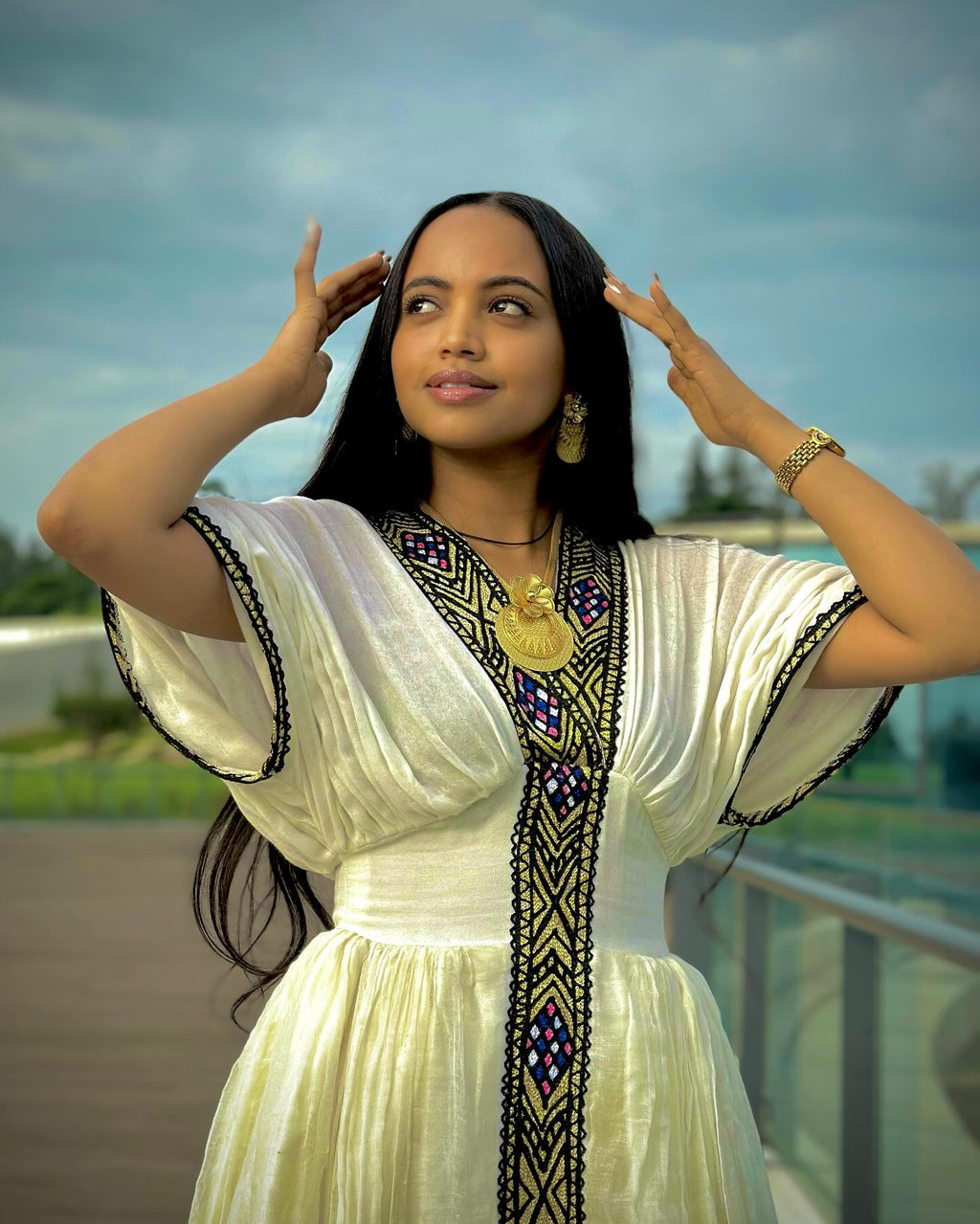 SIWEDSH BEAUTIFUL HABESHA KEMIS | ETHIOPIAN AND ERITREAN DRESS | VIBRANT HABESHA DRESS