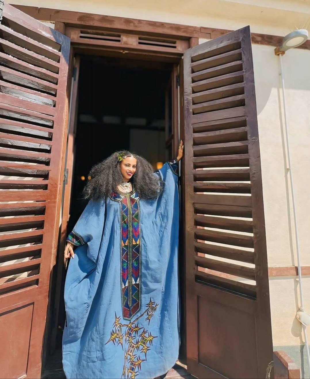 TRADITIONAL ETHIOPIAN CLOTHING – STUNNING HABESHA CLOTH & ERITREAN DRESS STYLE