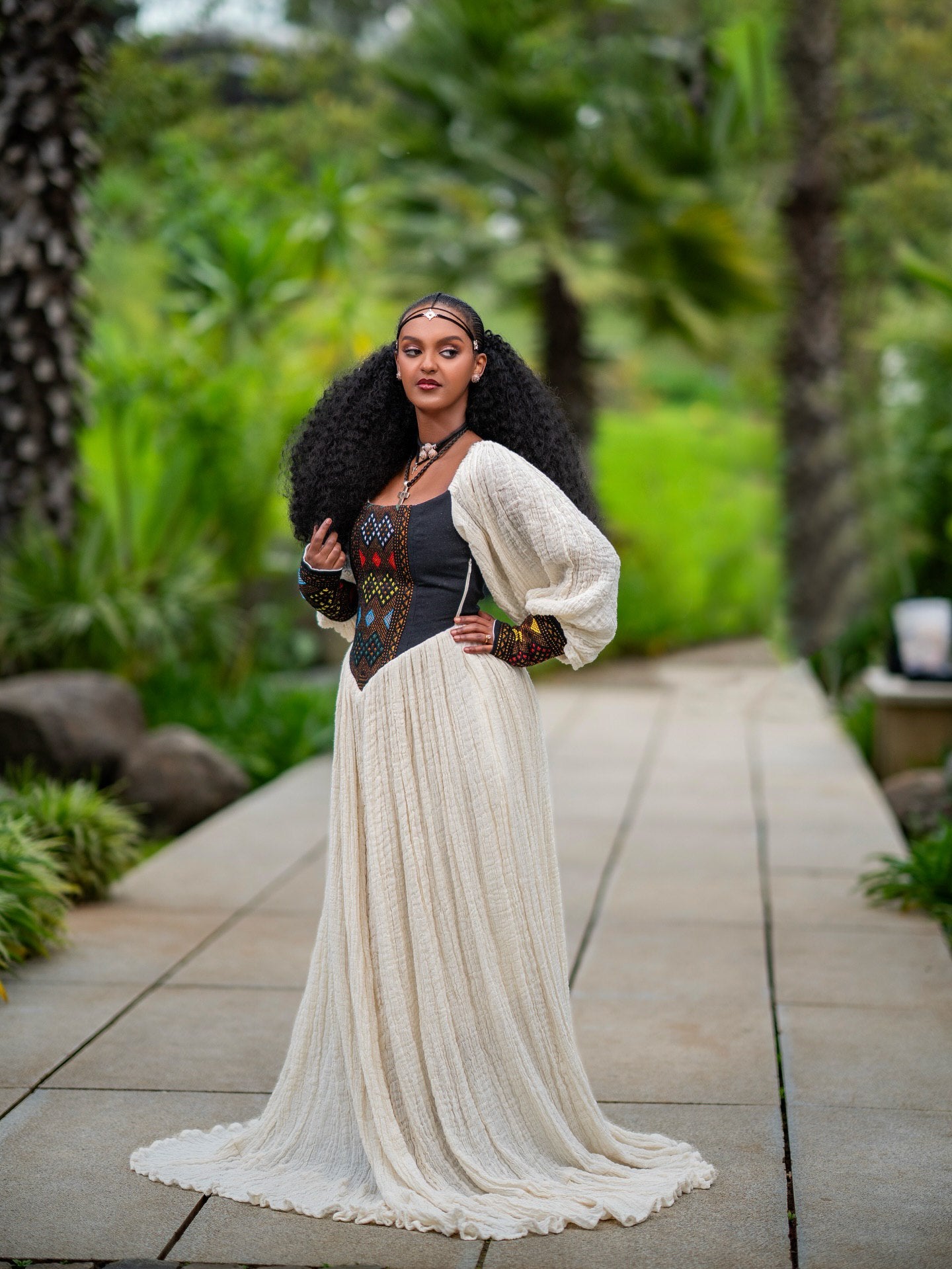 DINKINESH BEAUTIFUL TRADITIONAL ETHIOPIAN CLOTHING | CLASSIC HABESHA DRESS | TIMELESS HABESHA KEMIS